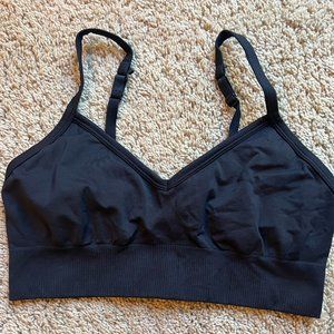 Lululemon Ebb to street bra in black size L